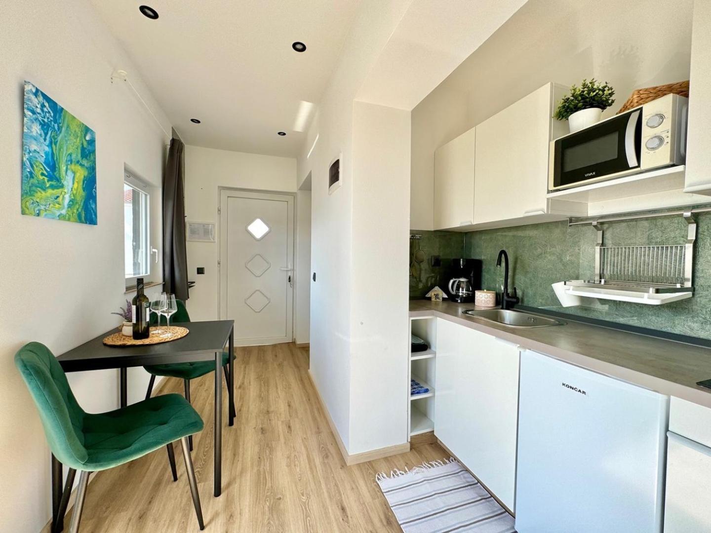 Charming Apartments Dodo Krk Town Exterior foto